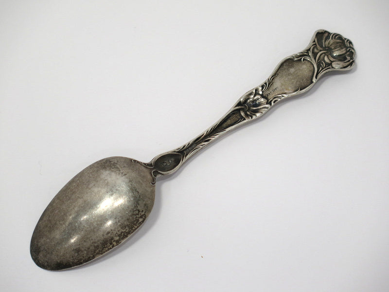 5 7/8 in - Sterling Silver Wallace Antique California Seal Flower Teaspoon