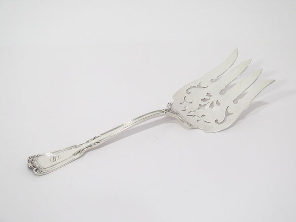 9.25 in - Sterling Silver Reed & Barton Antique Openwork Serving Fork