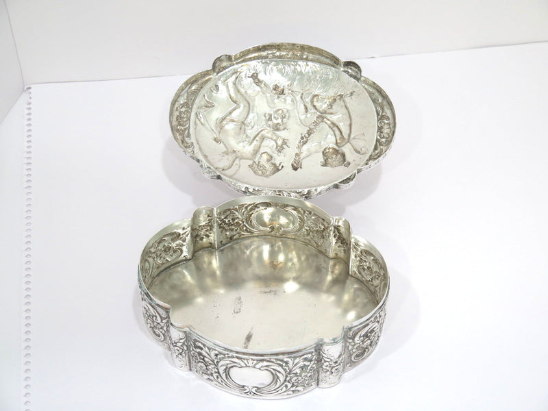 6 7/8 in - European Silver Antique German Hanau Three Cherubs Floral Box