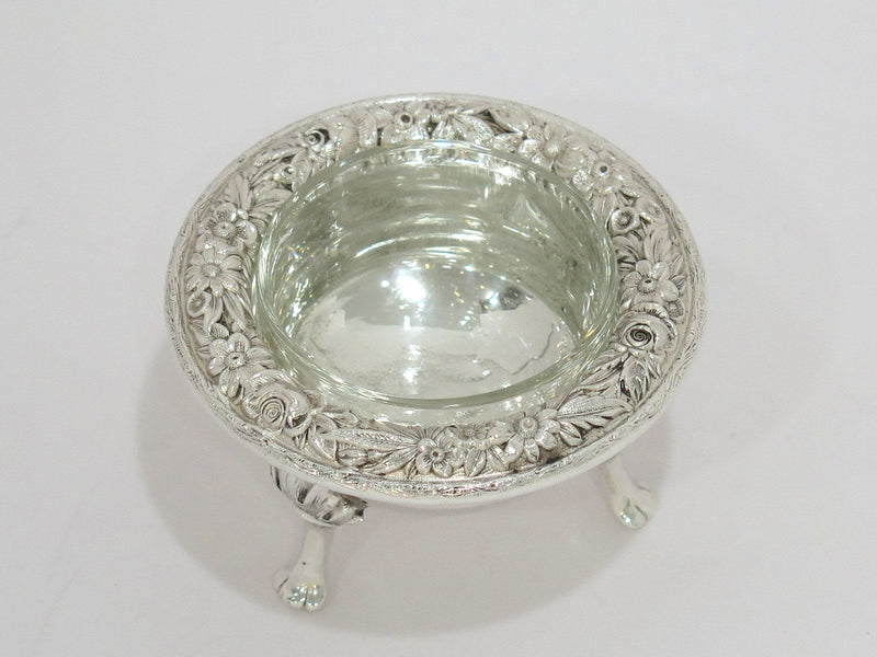 2.75 in Sterling Silver S. Kirk & Son Vintage Floral Repousse Footed Salt Cellar