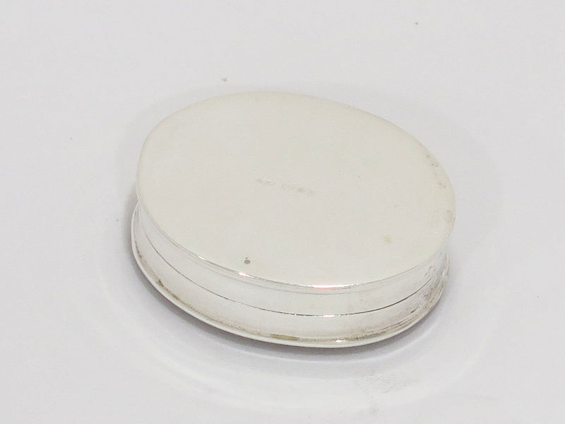 1 3/8 in - Sterling Silver Vintage London Import Mark Carnelian Oval Pill Box