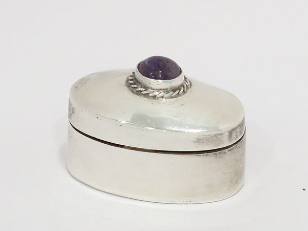 1 3/8 in - Sterling Silver Taxco Vintage Mexican Amethyst Center Oval Pill Box