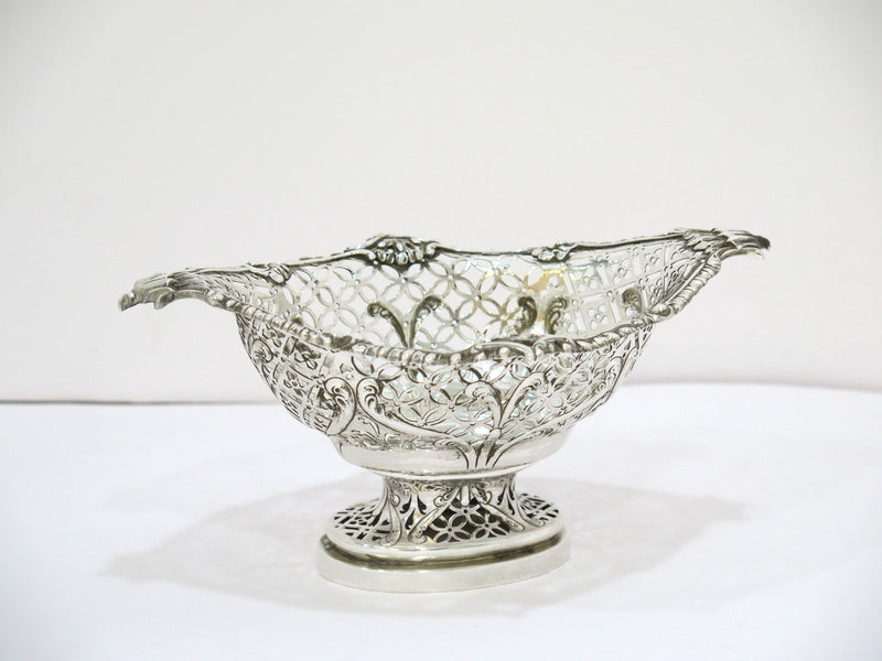 8.75 in - Sterling Silver Antique English Floral Pattern Footed Candy Nut Basket