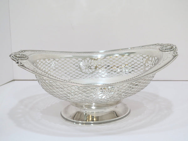 15 in Sterling Silver Gorham Antique Scallop Ornament Footed Oval Serving Basket